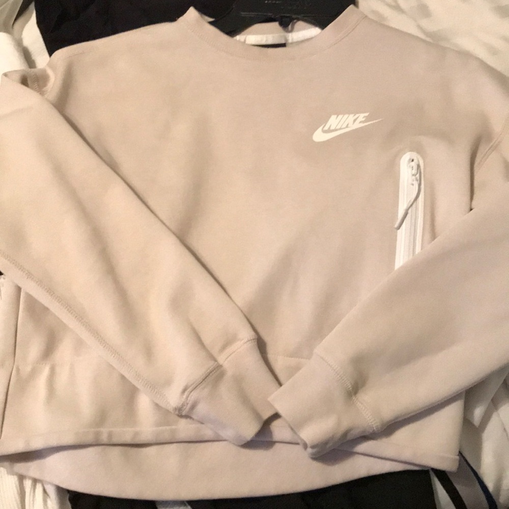 Nike sweater